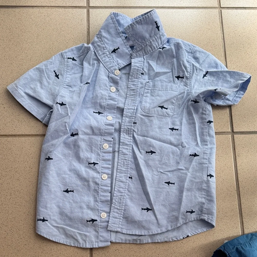 Old navy 5T kids Short-Sleeve Button-Up Shirt - Yellow & Light Blue Mix